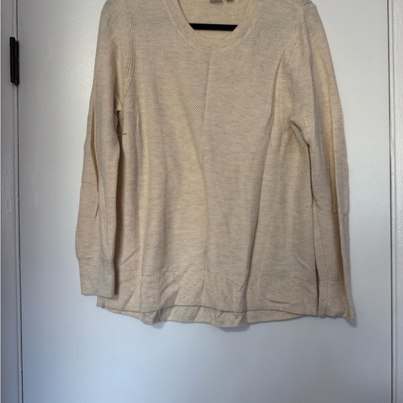 GAP Tops - GAP Off-White Knit Sweater